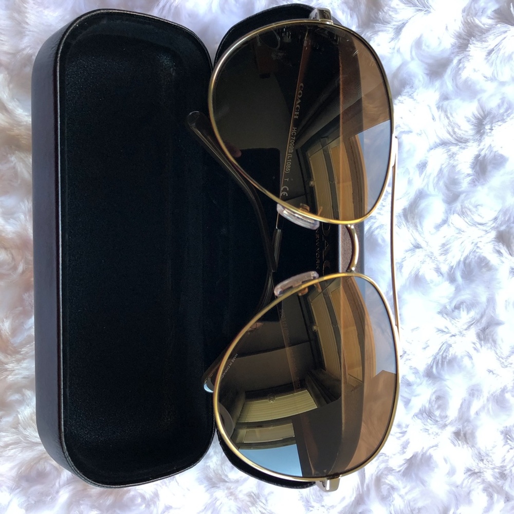 Coach Women's Aviator Sunglasses NWT - Picture 11 of 15